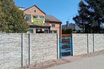 dom_od_ulicy1